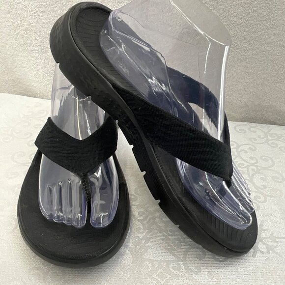 Skechers Women's Size 9 Relaxed Fit Thong Sandals #141404 - Picture 1 of 6